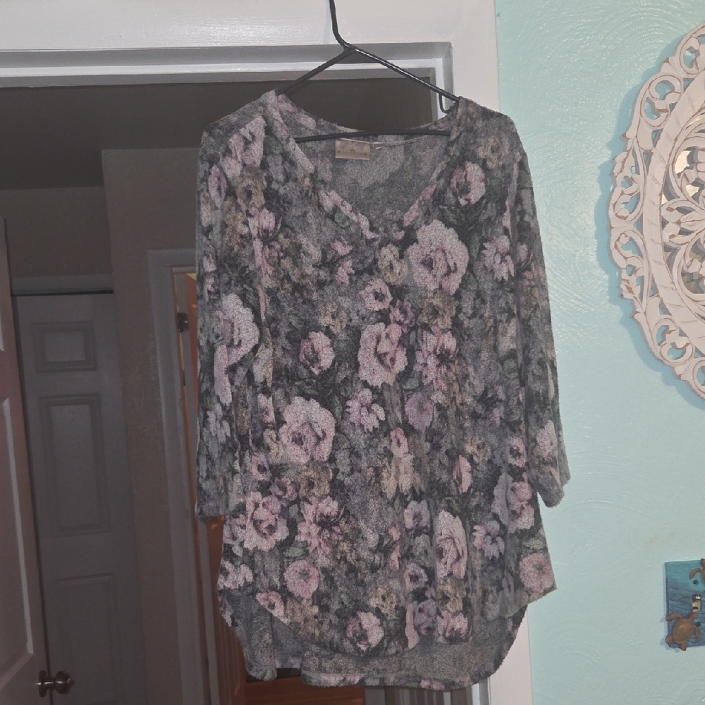 Floral V-Neck Women's Top
